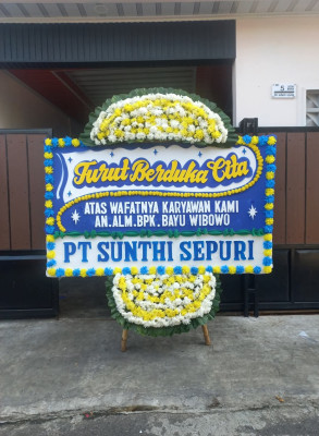 Papan Bunga Duka di Berok Nipah
